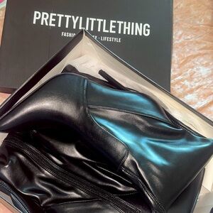 PRETTY LITTLE THING KNEE HIGH BOOTS